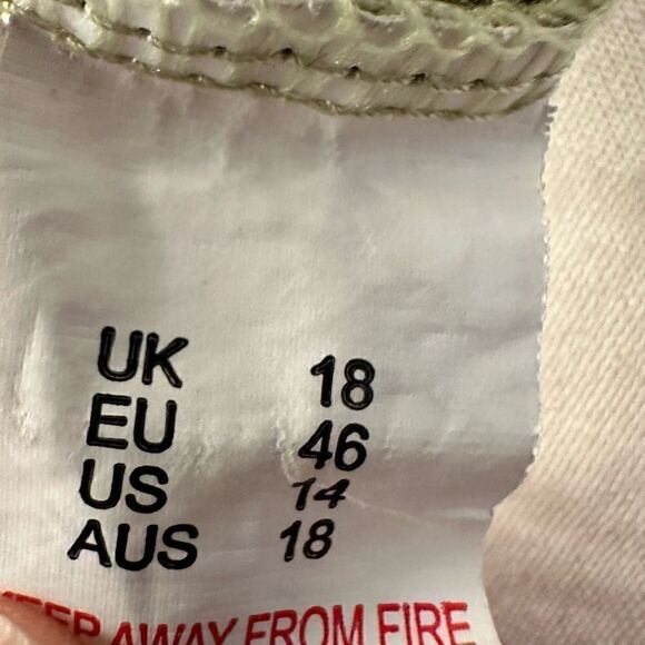 Missguided V-Neck Pullover Dolman Sleeves Loose Fit Green Blouse Top Size 14 - Picture 4 of 5